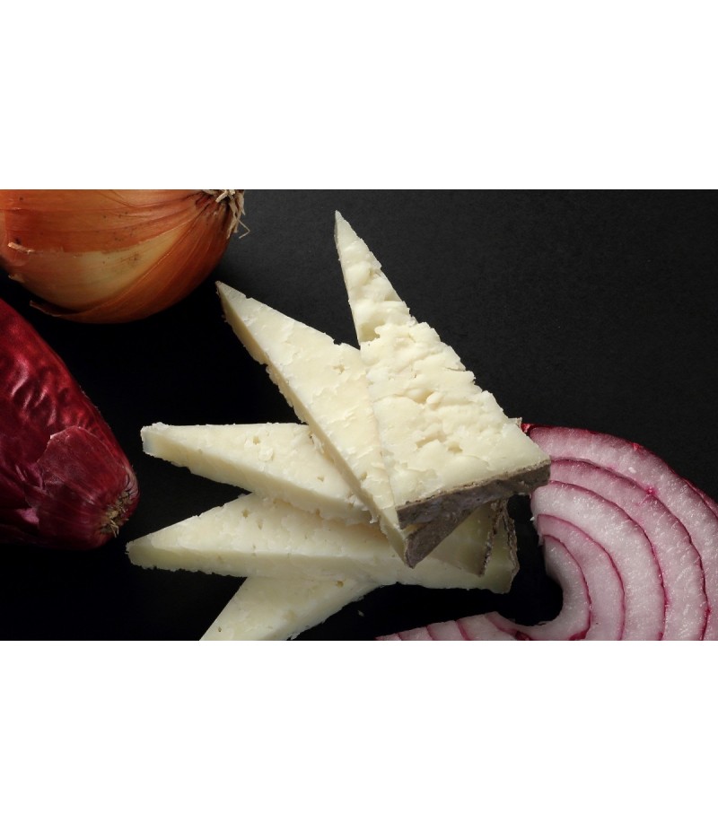 FORMAGGIO ARTIGIANALE CENERINO PREZZO ALL KG FORMAGGIO ARTIGIANALE CENERINO PREZZO ALL KG